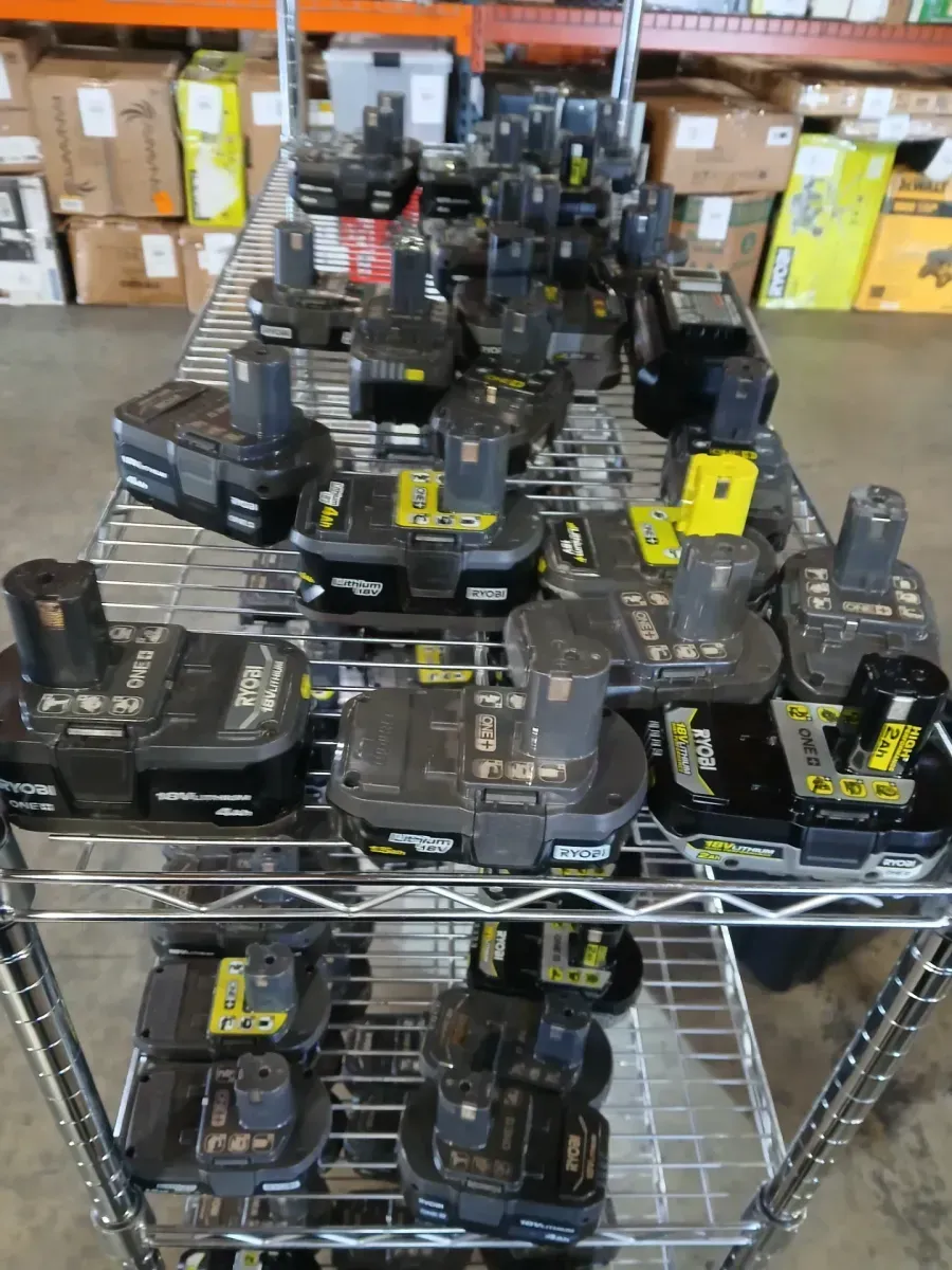 Lot of 187, non-functional ryobi batteries, assorted models  - image 3