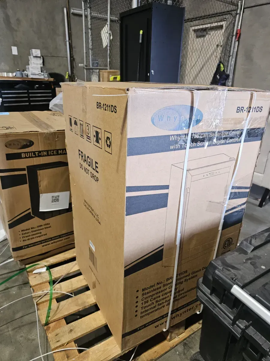 19 in. 136 (12 oz.) Single Zone Can Cooler with Digital Control and Internal Fan in Black - image 4