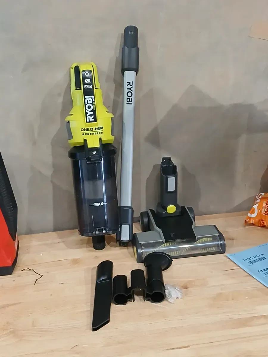 ONE+ HP 18V Cordless Pet Stick Vacuum Cleaner Kit with 4.0 Ah HIGH PERFORMANCE Battery and Charger - image 4