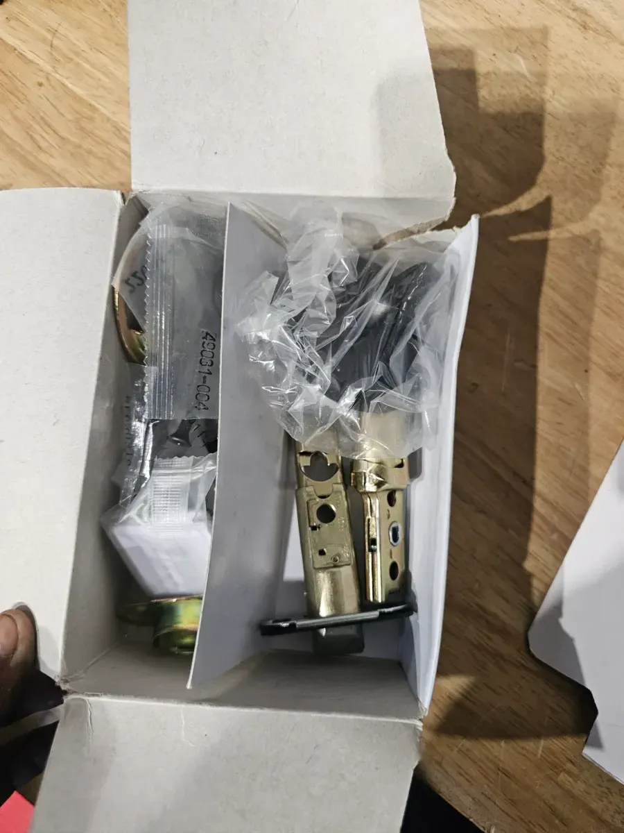 Prague Matte Black Single Cylinder Entry Door Handleset with Round Pismo Knob Featuring SmartKey Security - image 3