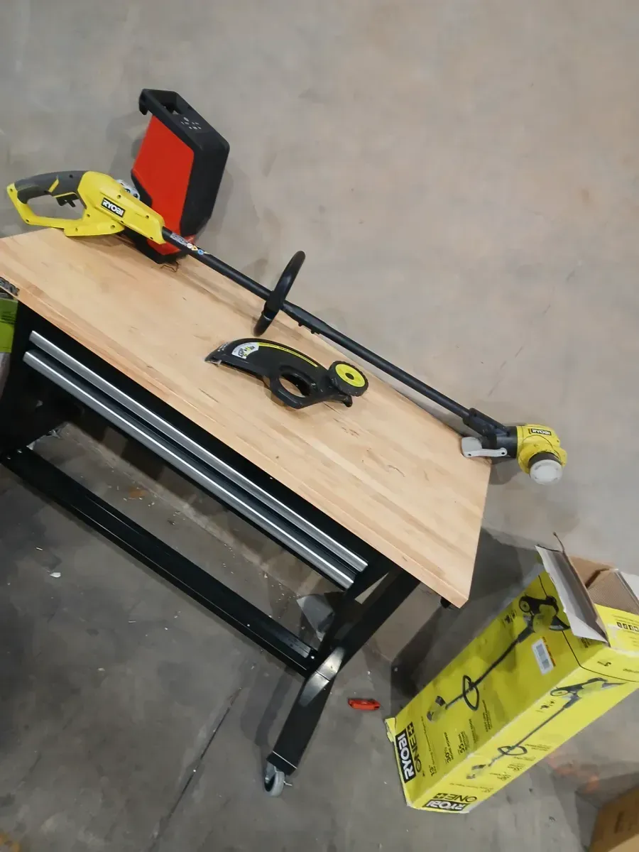 ONE+ 18V 13 in. Cordless Battery String Trimmer/Edger with 4.0 Ah Battery and Charger - image 3