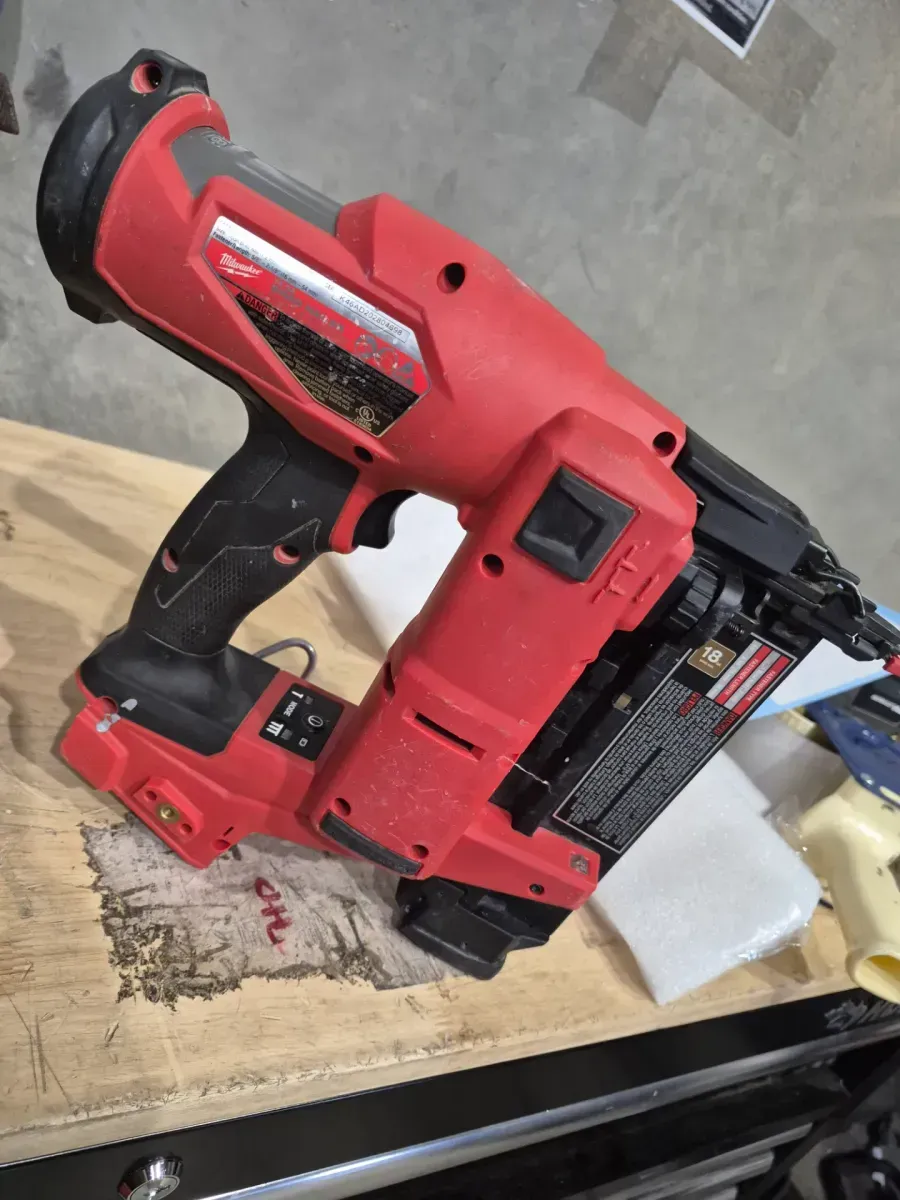 M18 FUEL 18-Volt Lithium-Ion Brushless Cordless Gen II 18-Gauge Brad Nailer (Tool-Only) - image 5