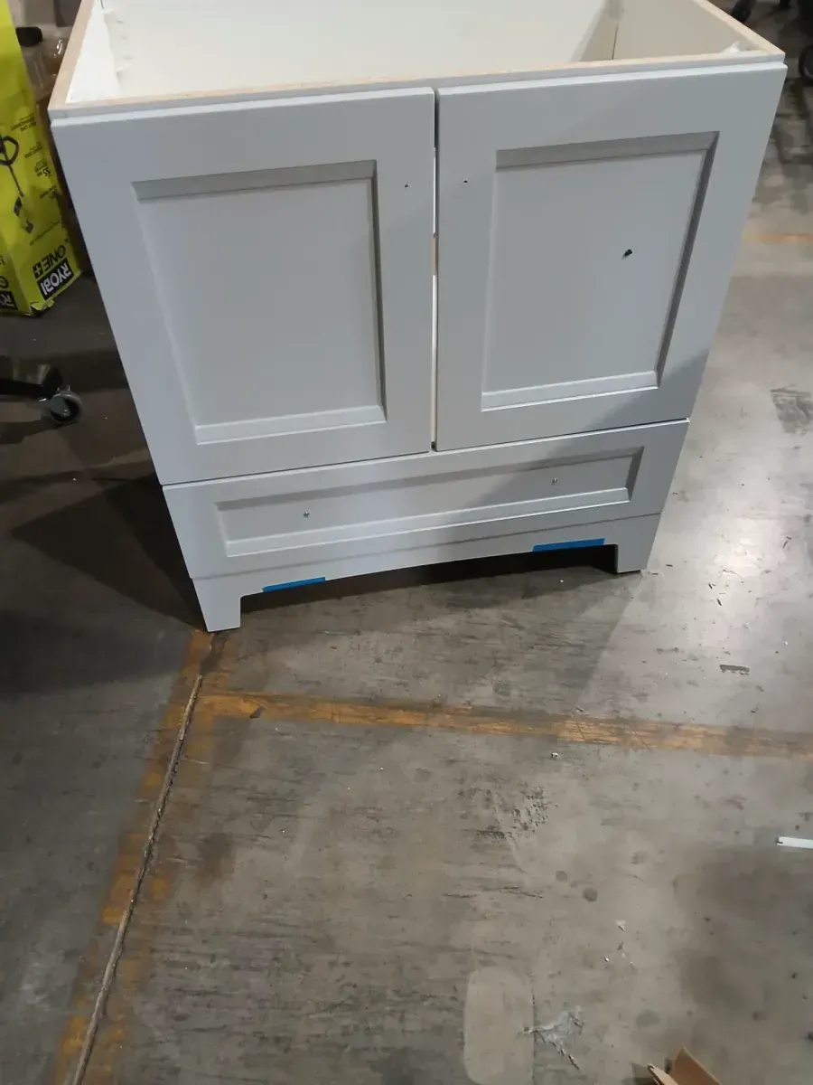 Delridge 31 in. Single Sink Pearl Gray Bath Vanity with White Cultured Marble Top (Assembled) - image 3