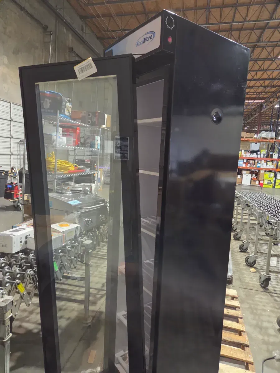 KoolMore Commercial Slim Glass Door Display Freezer - image 4