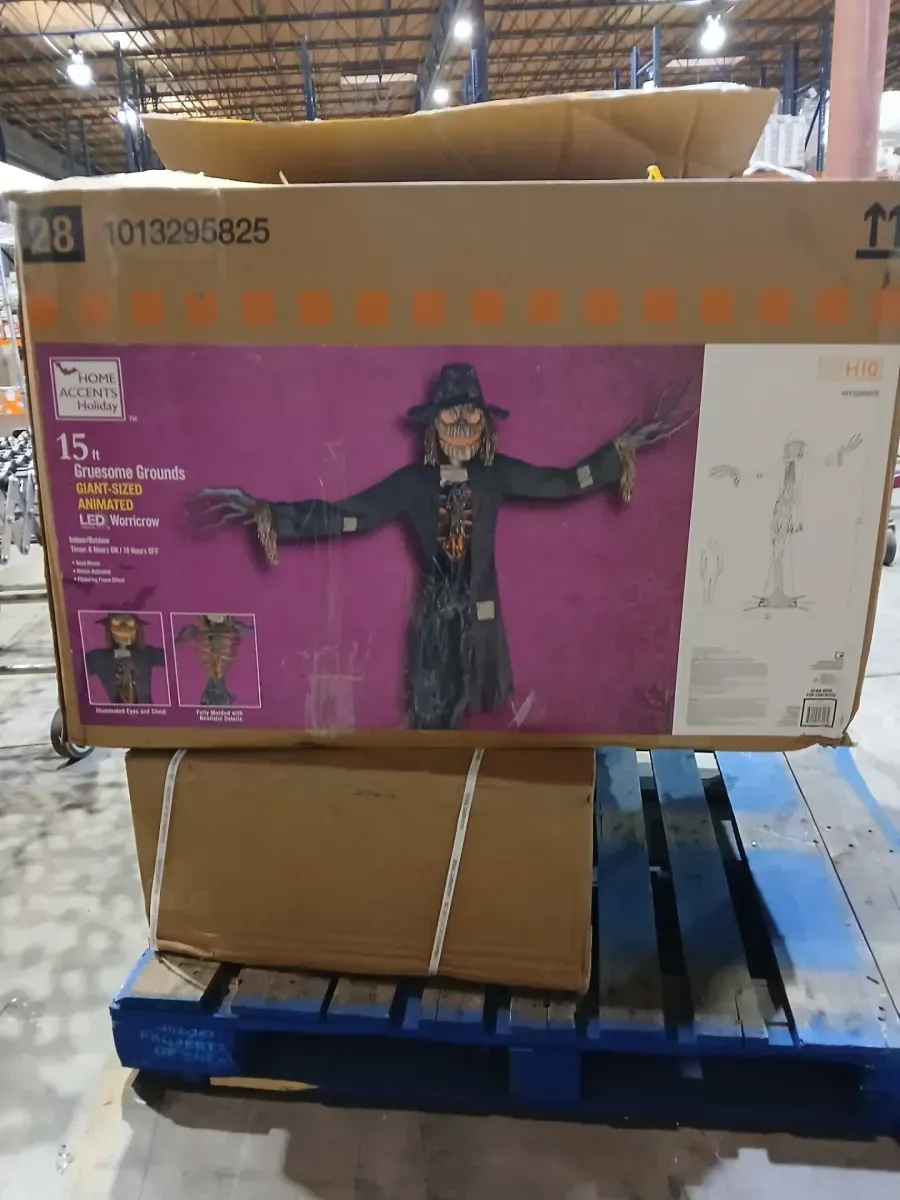 Home Accents Holiday 15 ft Gruesome Grounds Giant-Sized Animated LED Worricrow - image 1