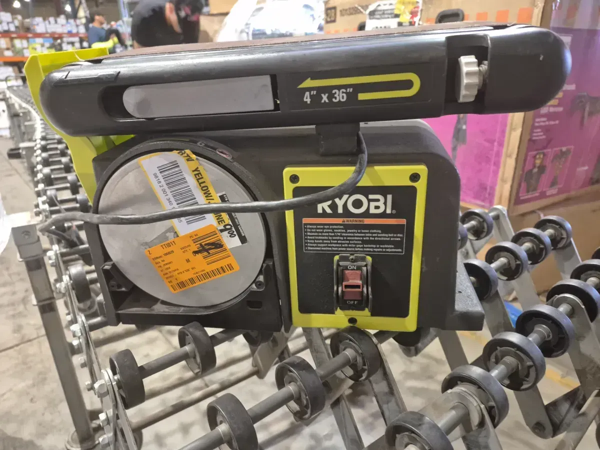 Ryobi 4 in. x 36 in. Belt and 6 in. Disc Sander - image 2