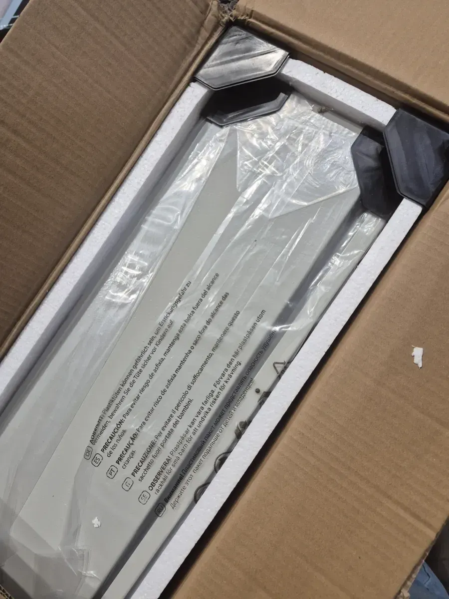 Wall-Mount Metal Electrical Enclosure Box with Lock - image 7