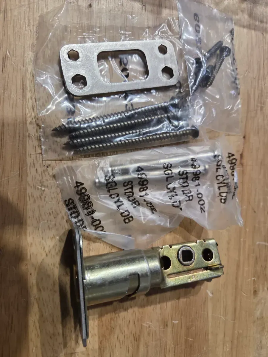 Baldwin Contemporary Square Single Cylinder Deadbolt in Satin Nickel - image 4