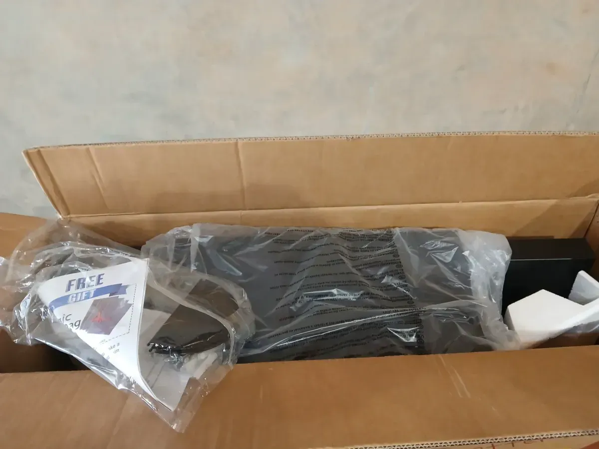 Black Wall-Mounted Chimney Style Range Hood with Charcoal Filters - image 6