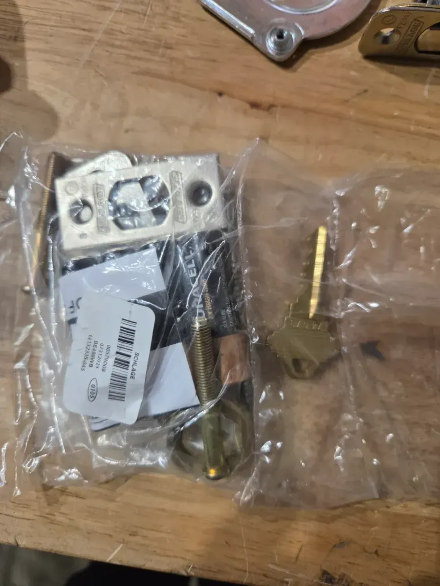 Schlage Encode Smart WiFi Deadbolt with Century Trim in Satin Nickel - image 4