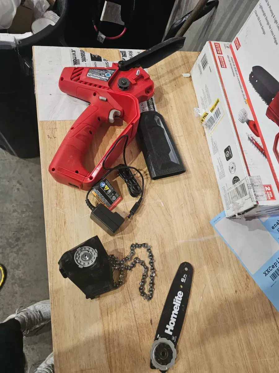 Homelite Lithium Cordless Electric Mini Chainsaw - image 4