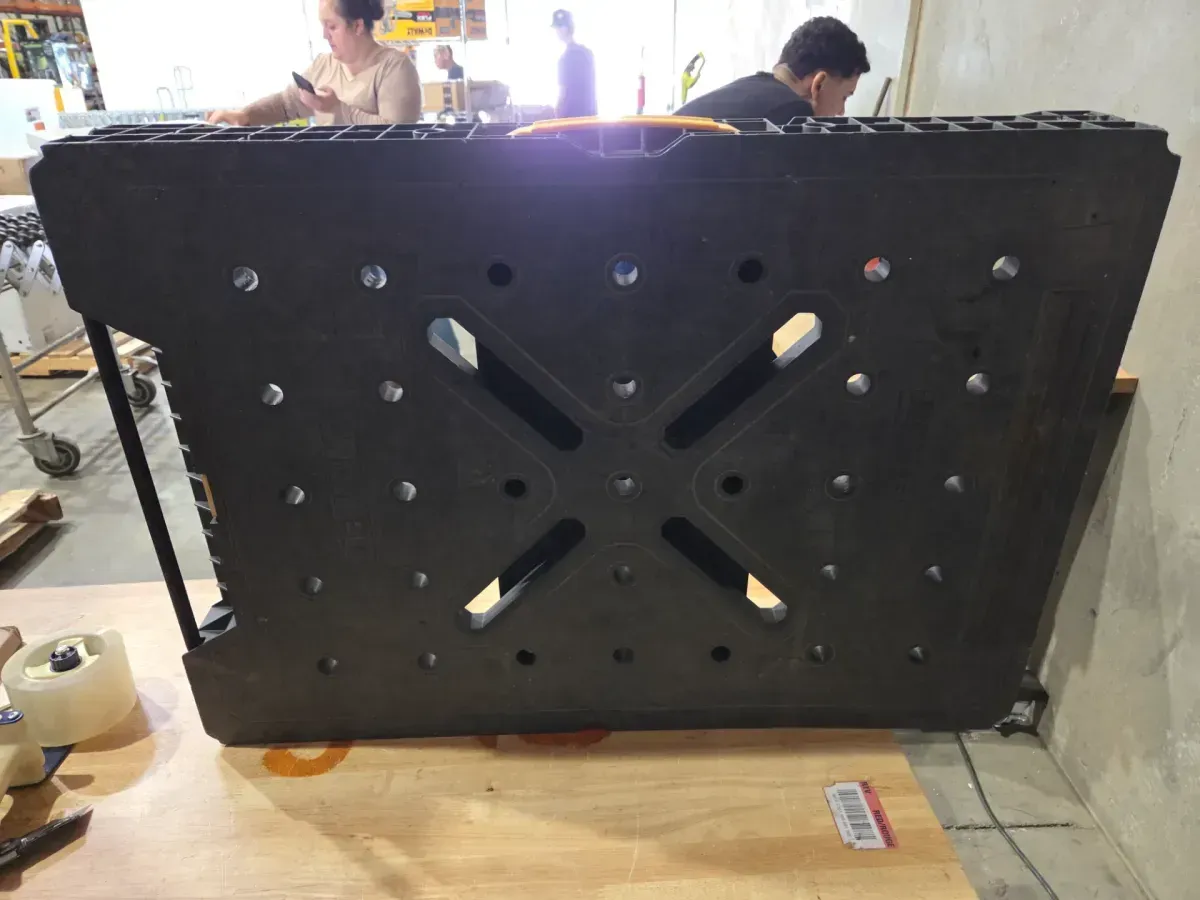 DeWalt Express Folding Workbench with 2 Clamps - image 4