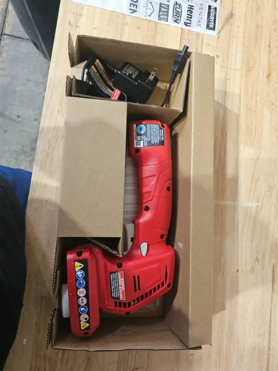 Homedix Cordless Handheld Garden Tool with Ryobi Pop-Up Bag - image 4