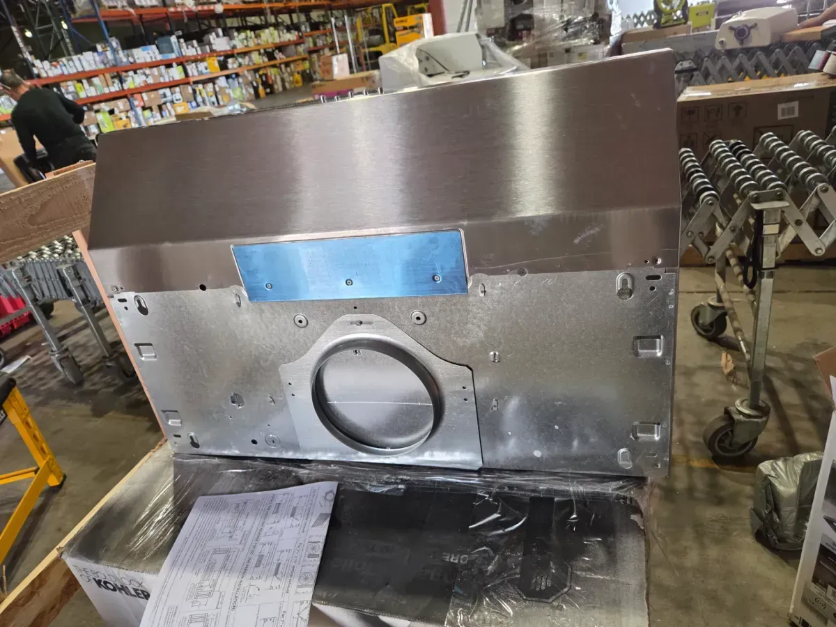 Glacier BCSQ1 30 in. 375 Max Blower CFM Convertible Under-Cabinet Range Hood with Light in Stainless Steel - image 3