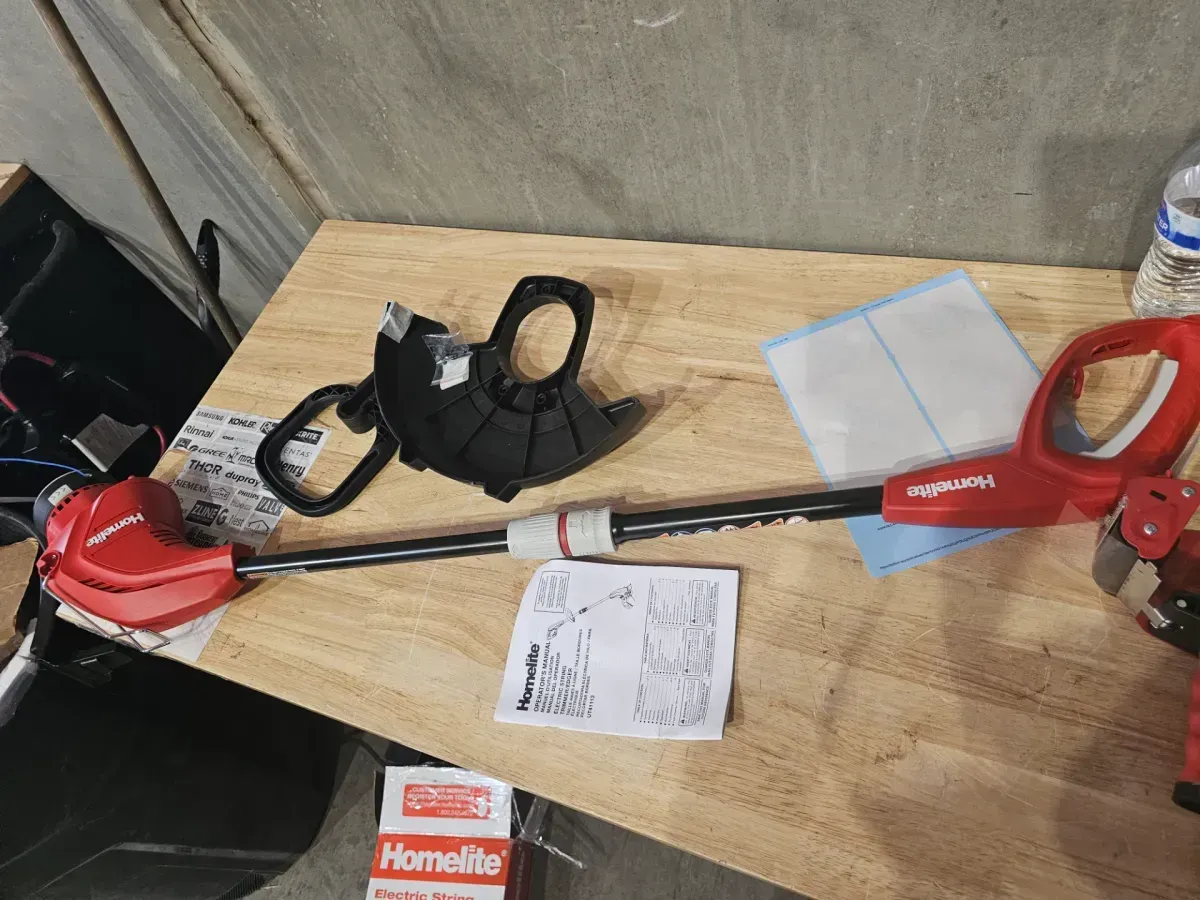 13 in. 4 Amp Electric String Trimmer and 17 in. 2.7 Amp Electric Hedge Trimmer Combo - image 4