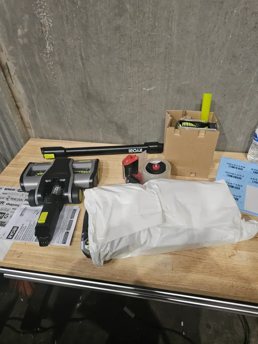 ONE+ HP 18V Brushless Cordless Advanced WHISPER Series Stick Vacuum Kit with Hand Vacuum, 4.0 Ah Battery, and Charger - image 4