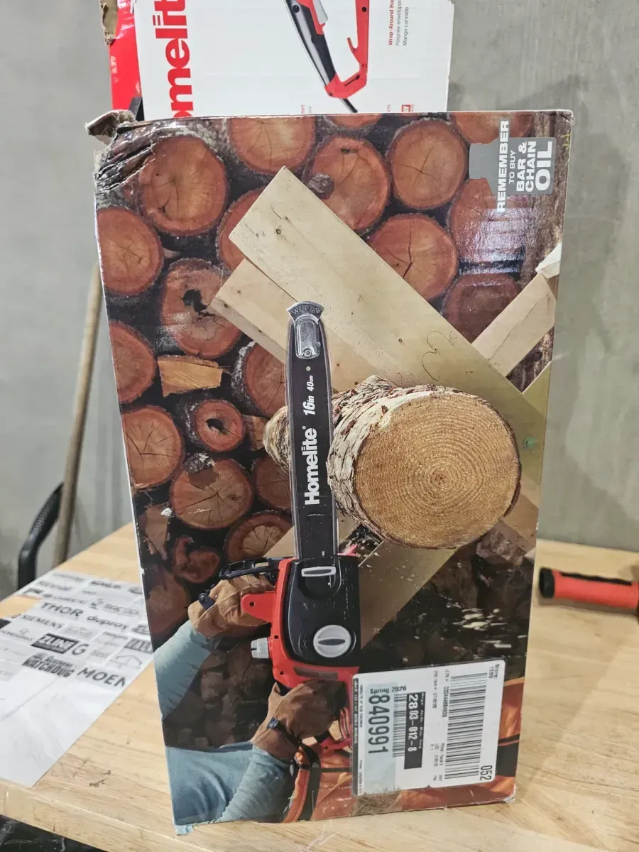 Homelite 16 in. 12 Amp Electric Chainsaw - image 3