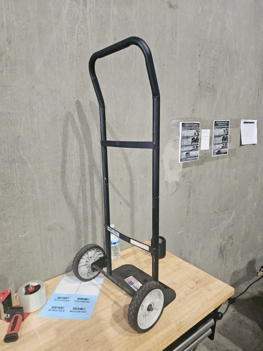 500 lbs. Capacity Telescoping Flow Back Folding Hand Truck - image 2