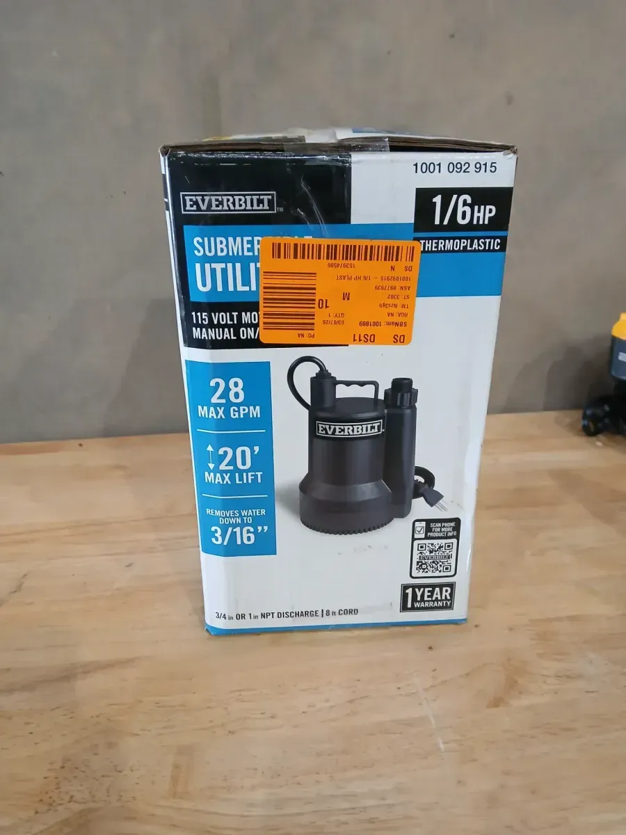 Everbilt 1/6 HP Plastic Submersible Utility Pump - image 2