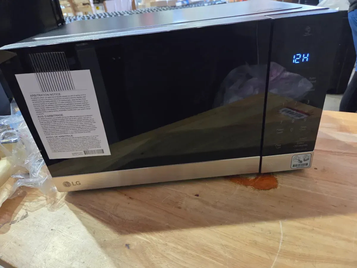 NeoChef 0.9 cu. ft. 1000-Watt Countertop Microwave in Stainless Steel with Smart Inverter - image 2