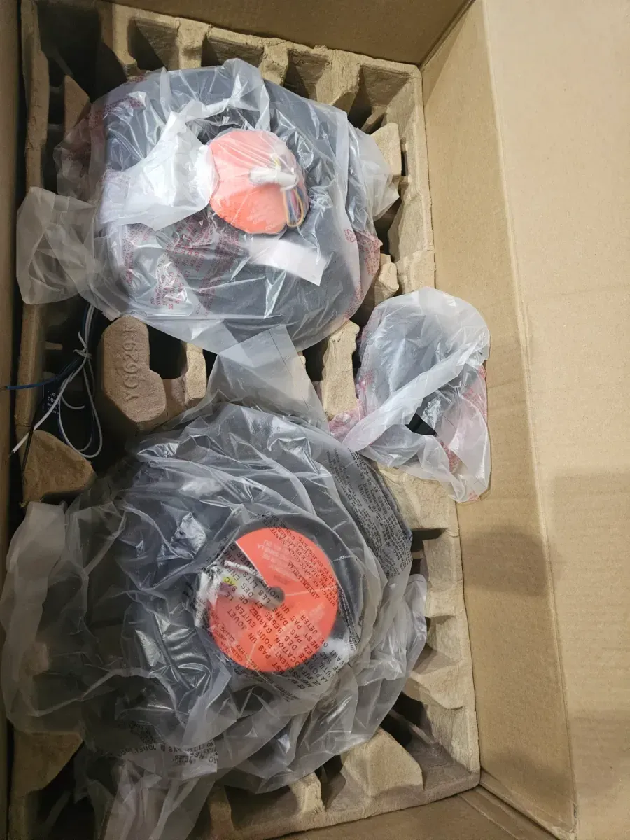 Ellard 52 in. LED Indoor Matte Black Ceiling Fan with Light  - image 5