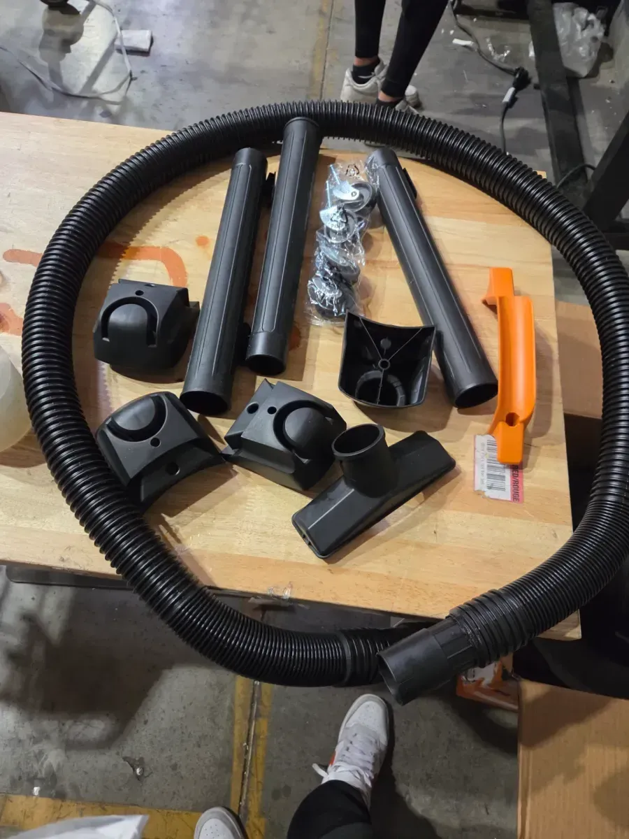 RIDGID 6 Gal. 3.5 Peak HP NXT Shop Vacuum Wet Dry Vac with General Debris Filter, Locking Hose and Attachments HD06001 - image 3