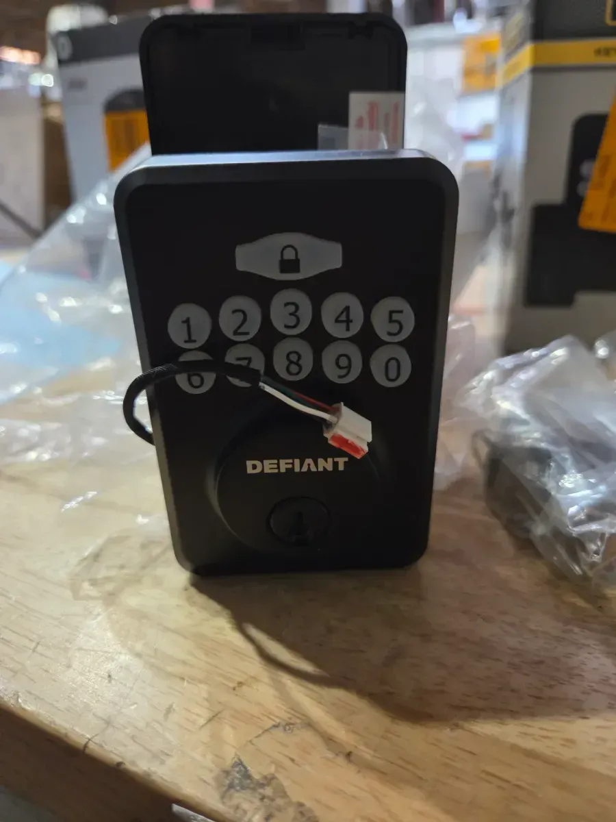 Radius Matte Black Single Cylinder Electronic Keypad Deadbolt Lock - image 2