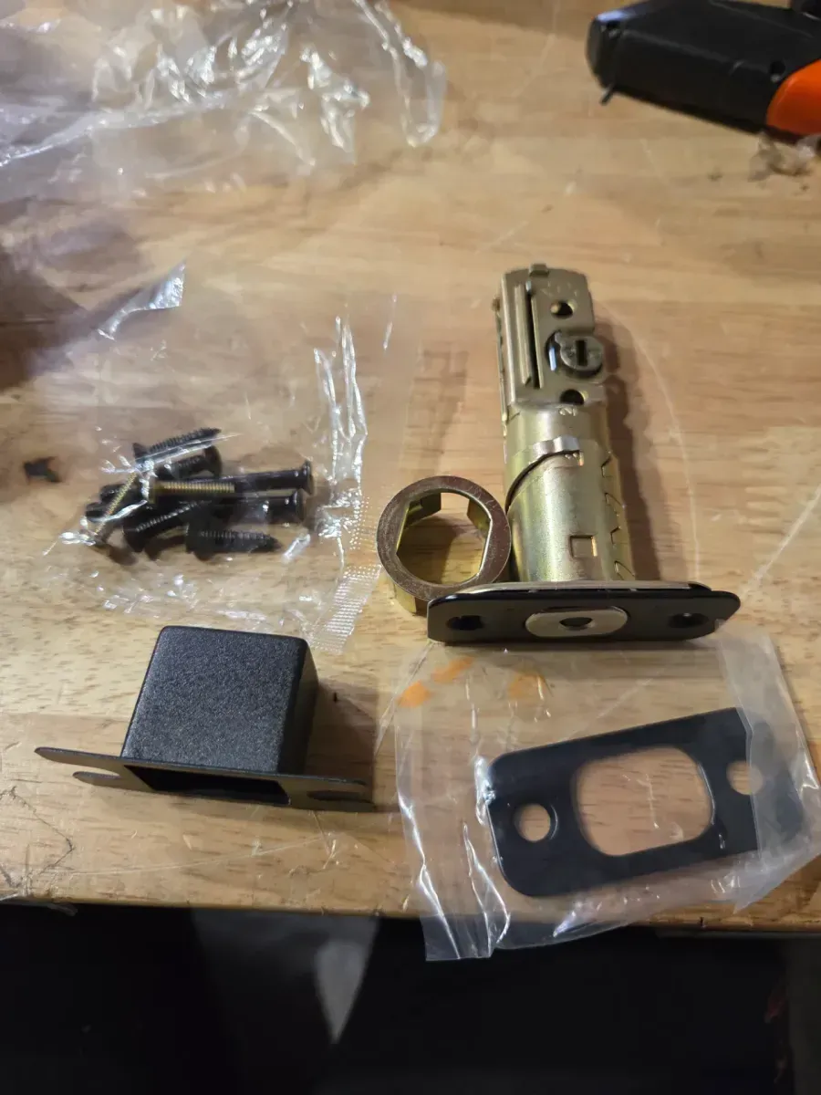 Radius Matte Black Single Cylinder Electronic Keypad Deadbolt Lock - image 4