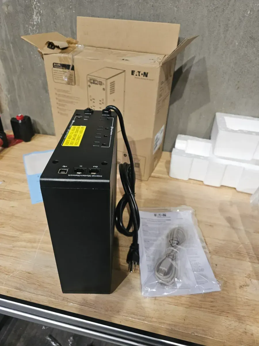 550VA UPS Battery Backup - image 2