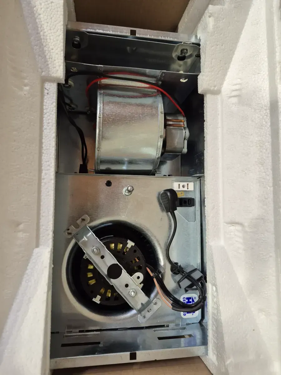 80 CFM Ceiling Bathroom Exhaust Fan with Light and 1300-Watt Heater - image 4