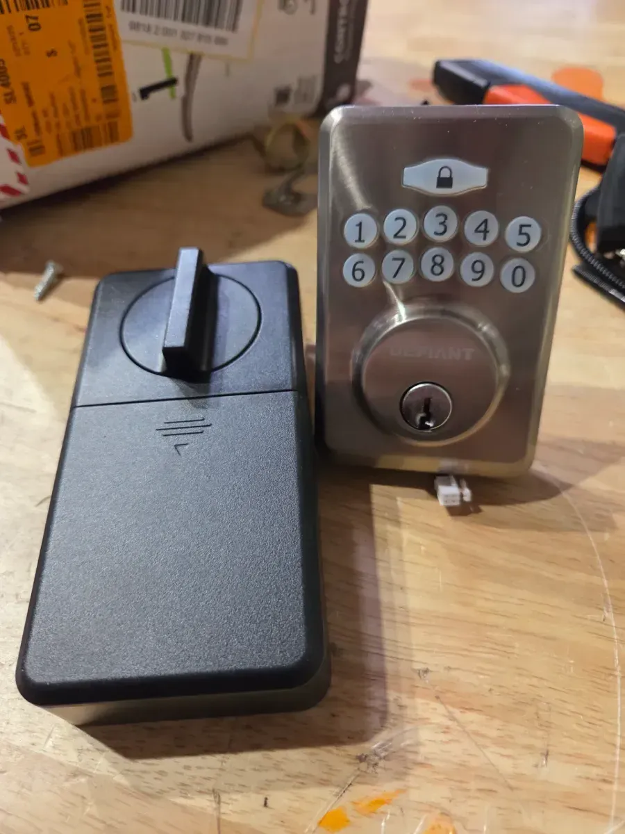 Defiant Electronic Keypad Deadbolt Lock - Satin Nickel - image 4