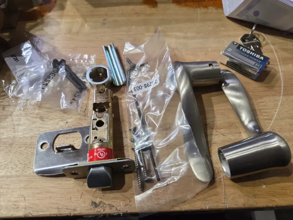 Powerbolt 250 10-Button Keypad Satin Nickel Transitional Electronic Deadbolt Door Lock - image 4