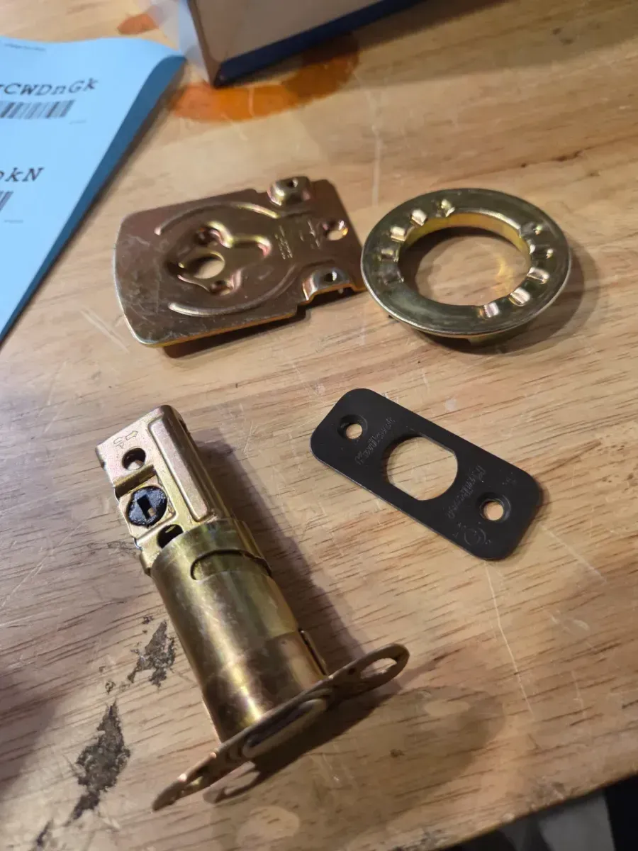 SmartCode 260 Traditional Venetian Bronze Keypad Electronic Deadbolt Feat SmartKey w/Hancock Hall/Closet Knob Combo Pack - image 4