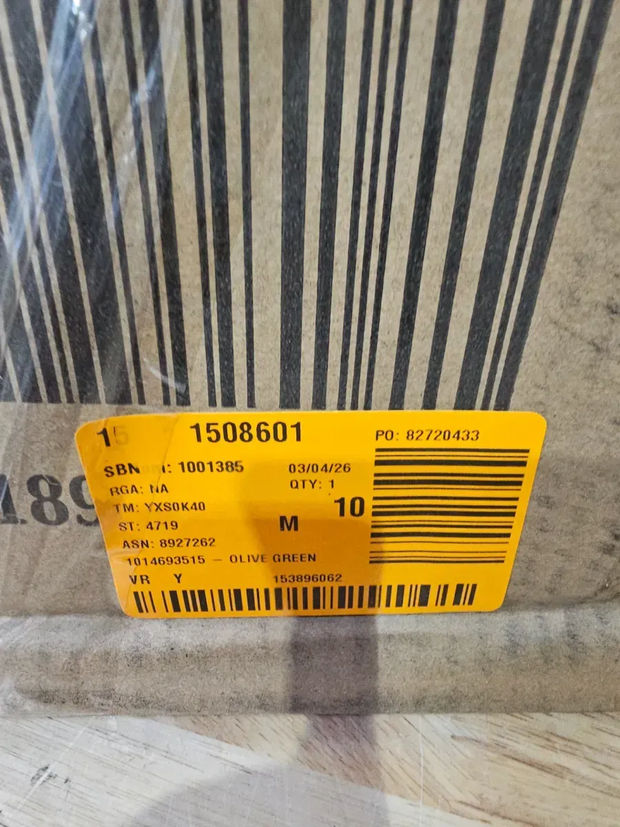 Olive Green Chenille Dining Chair, Upholstered Accent Chair with Curved Solid Wood Legs, Elegant Tufted Club ArmChair - image 3