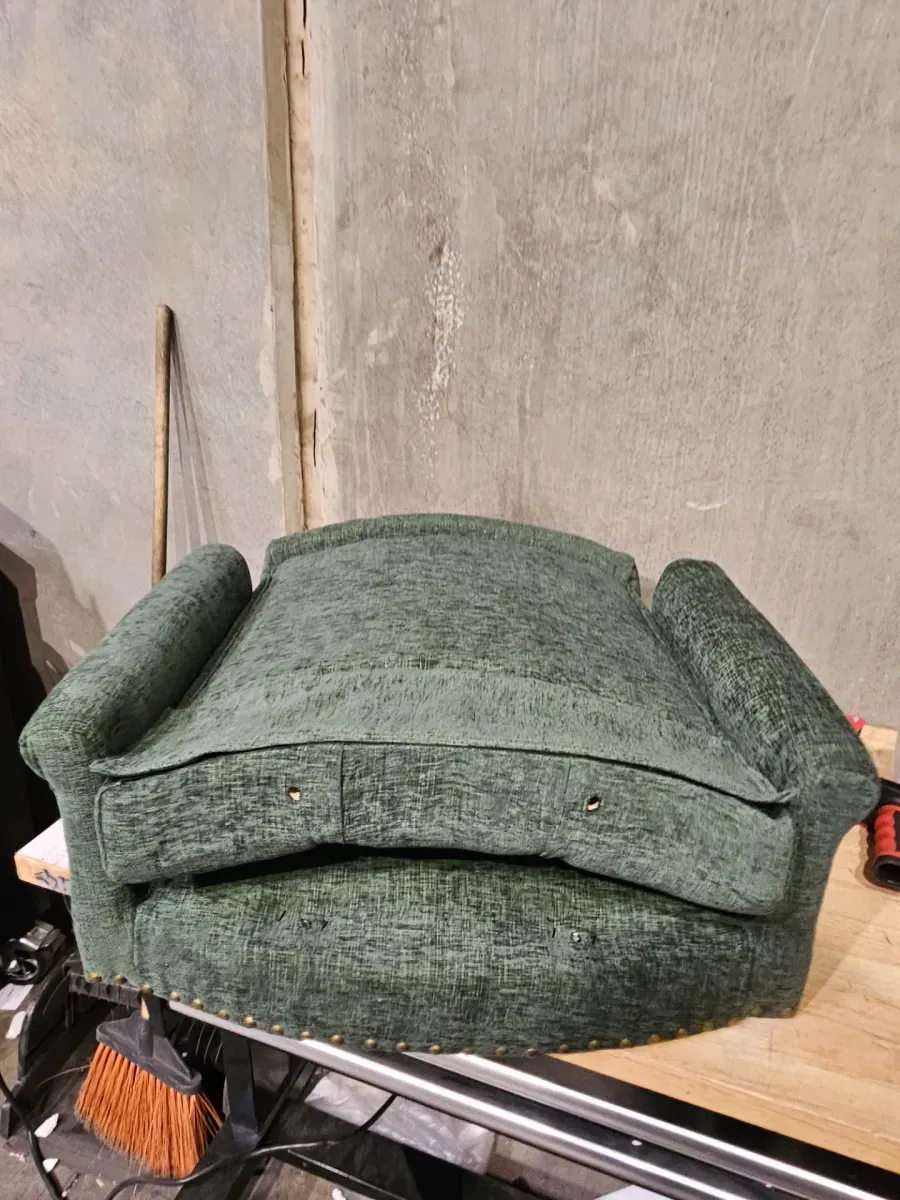 Olive Green Chenille Dining Chair, Upholstered Accent Chair with Curved Solid Wood Legs, Elegant Tufted Club ArmChair - image 4