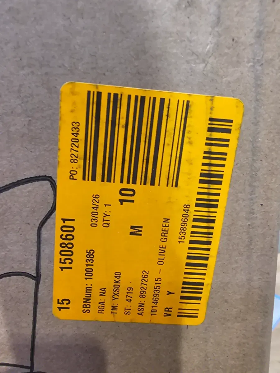 Olive Green Chenille Dining Chair, Upholstered Accent Chair with Curved Solid Wood Legs, Elegant Tufted Club ArmChair - image 2