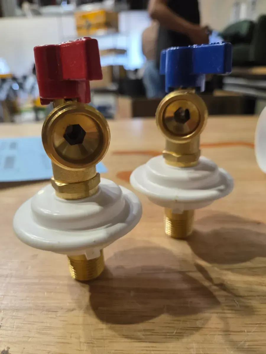 Quadtro 2 in. Copper Sweat Connection Washing Machine Outlet Box with Water Hammer Arresters - image 2