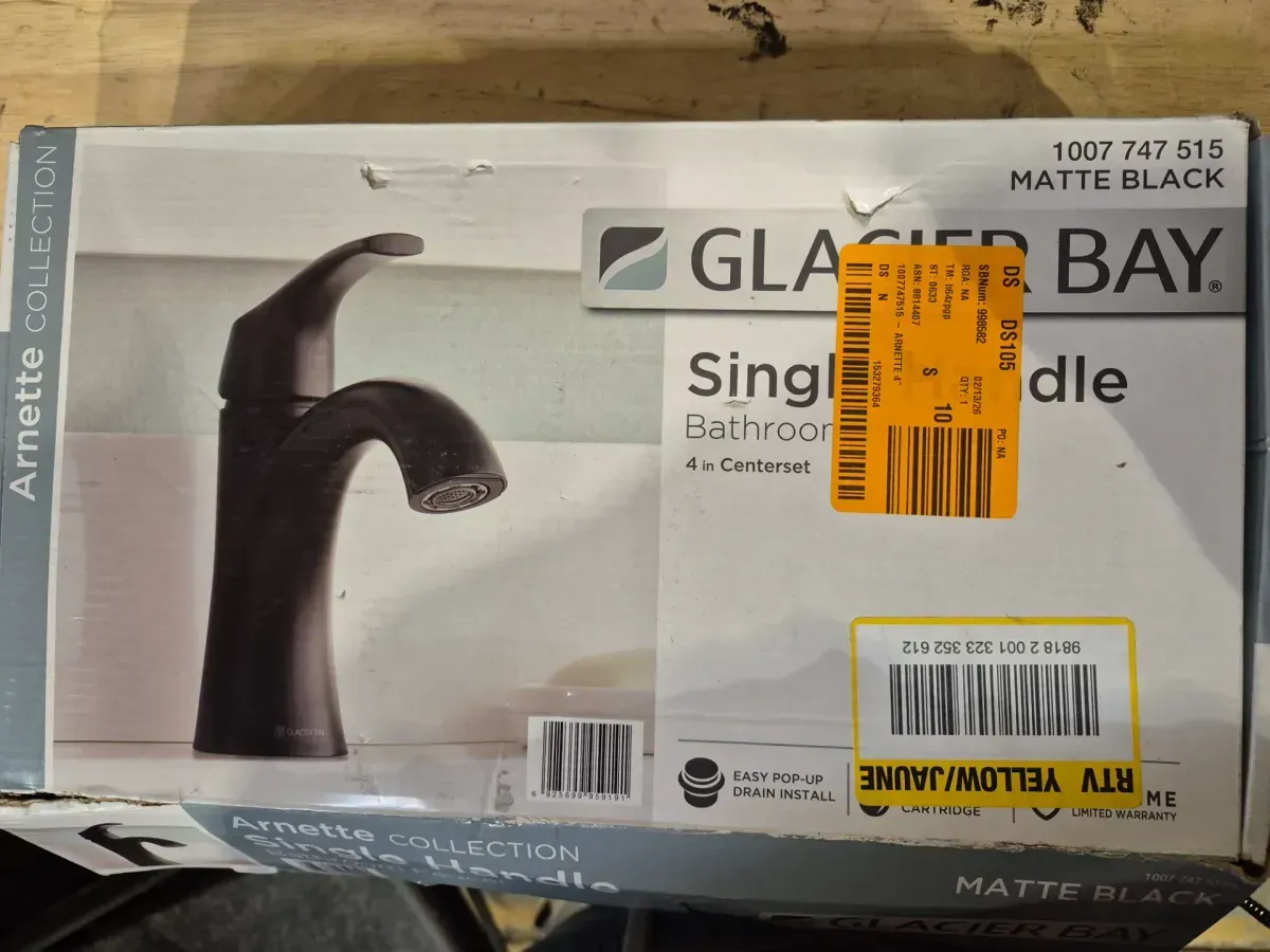 Arnette Single Handle Single Hole Bathroom Faucet in Matte Black - image 2