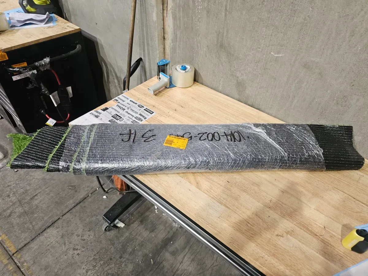 Fresh Cut 6 ft. W x Cut to Length Green Artificial Grass Turf - image 2