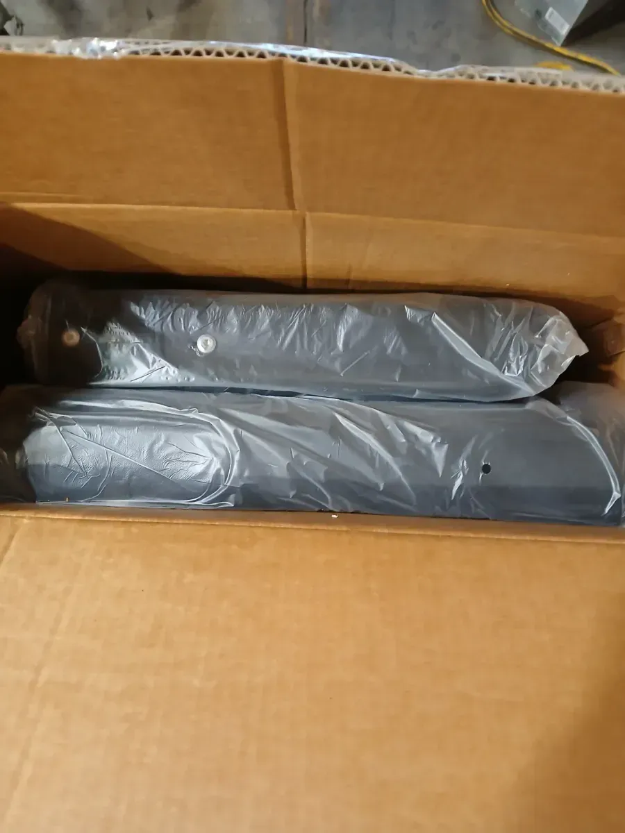 PU Leather Reclining Salon Chair Shampoo Chair for Barber Hair Stylist Chair Auto Recline Spa Beauty Equipment in Black - image 3