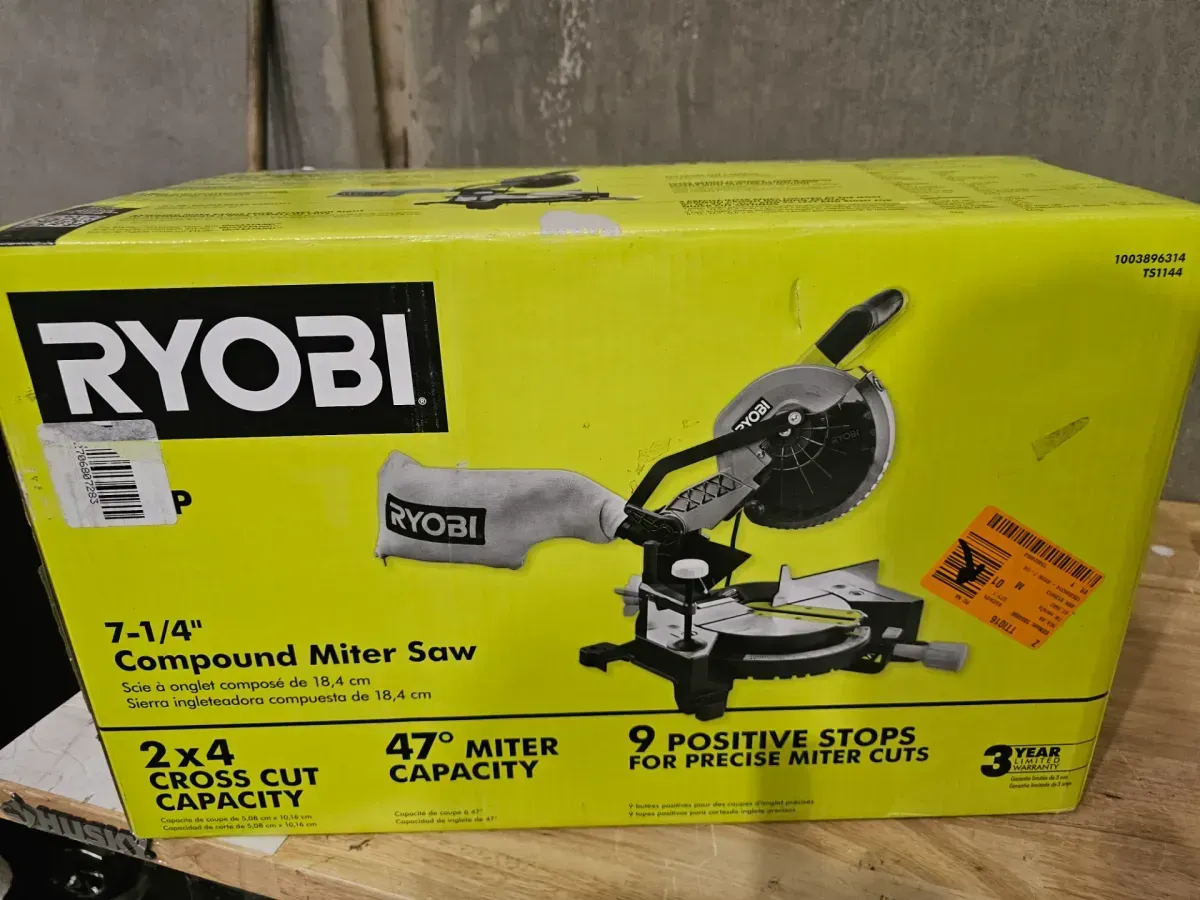 RYOBI 9 Amp Corded 7-1/4 in. Compound Miter Saw - image 3