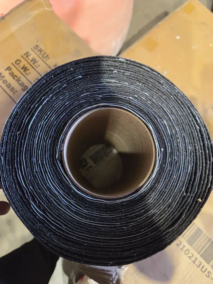 1-1/4 in. Roofing Nails (7,200), Starter Roll (33.3 ft.) & 12 in. x 48 in. Ridge Vent Combo - image 3