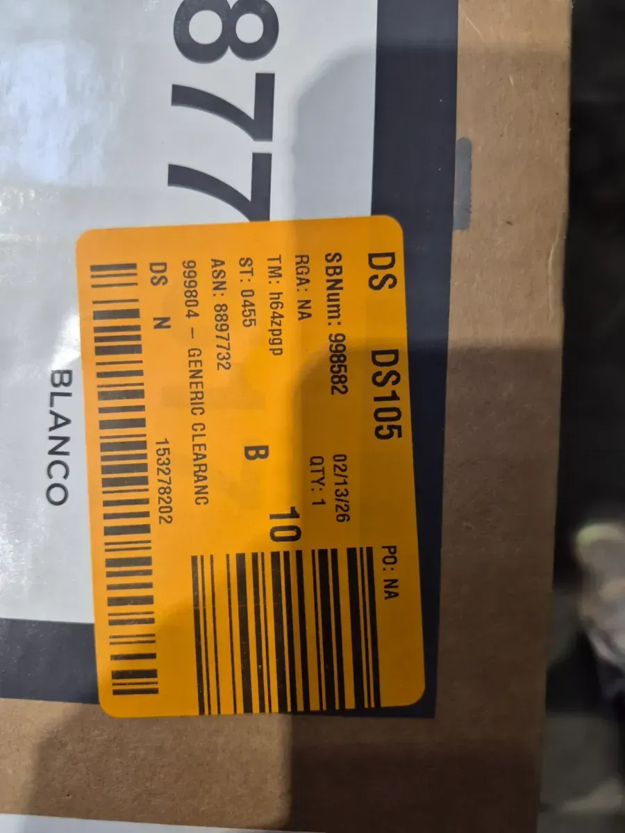 Glacier Bay Hampton 30 in. W x 21 in. D x 33.5 in. H Bath Vanity Cabinet without Top in White - image 4