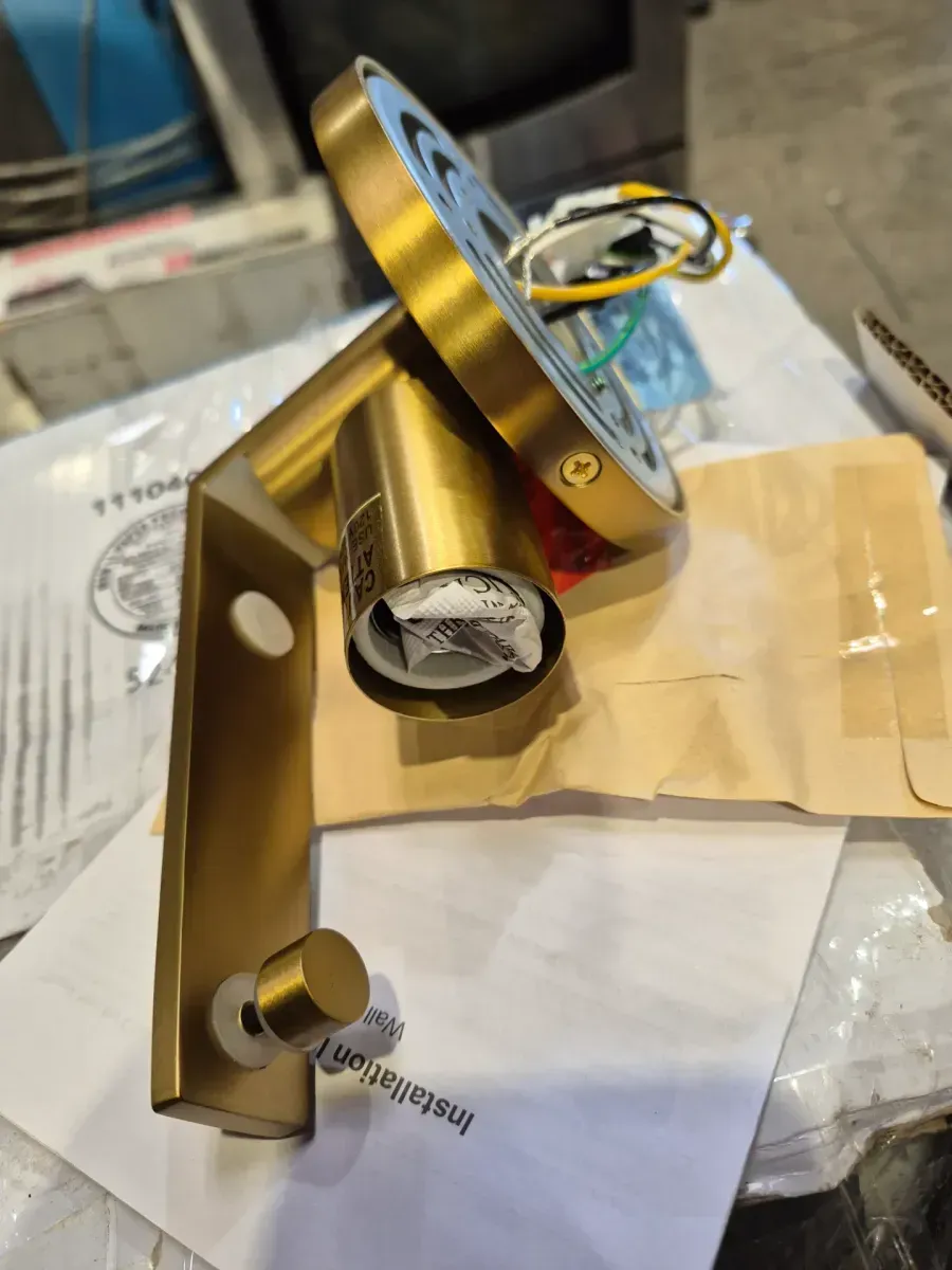 Hint 1-Light Brushed Moderne Brass Swirl Glass Wall Sconce - image 4