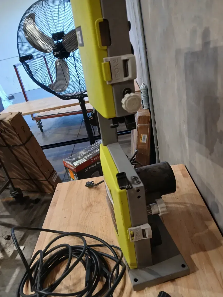 RYOBI 2.5 Amp 9 in. Corded Band Saw - image 3