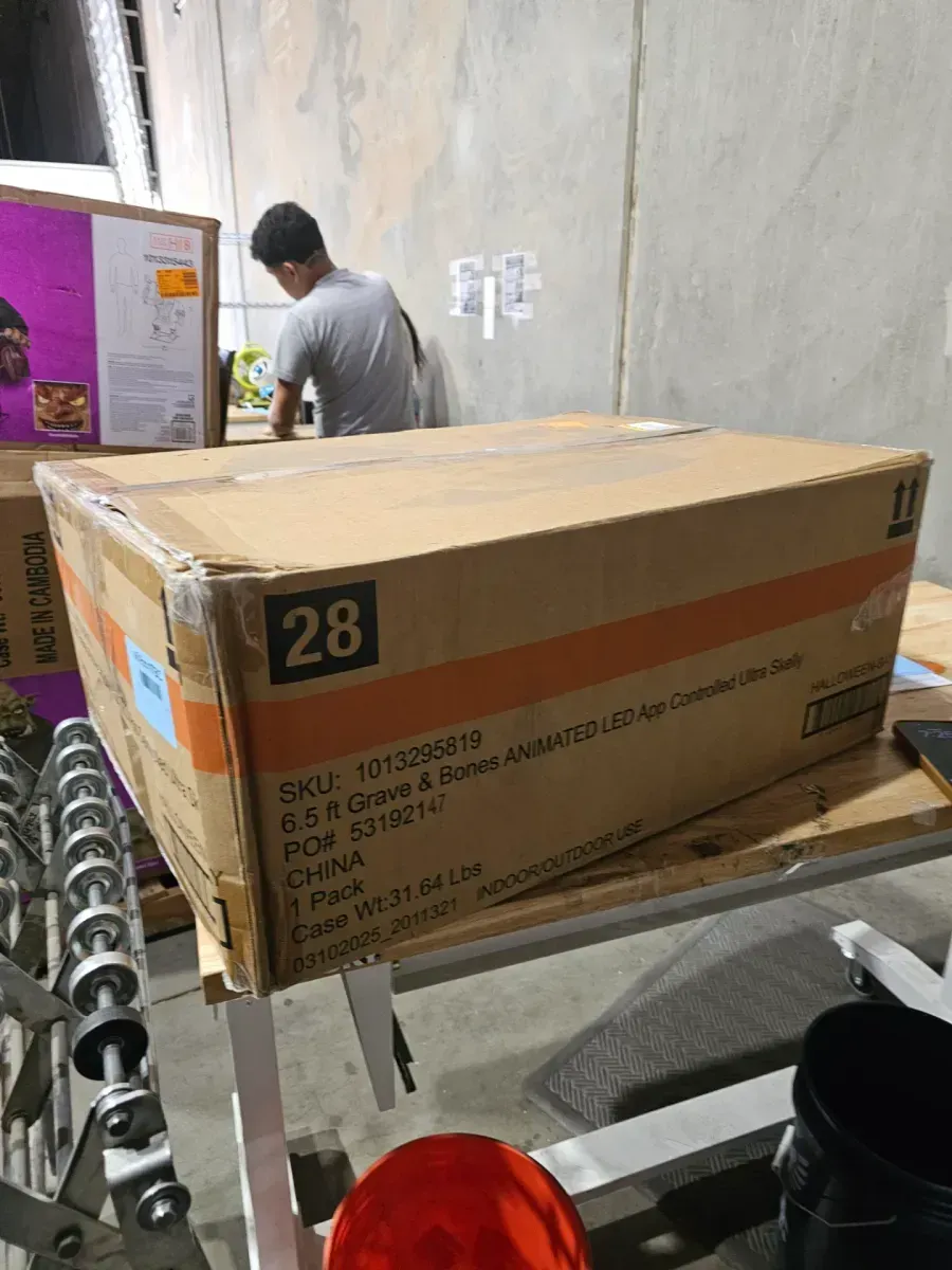 Life-Size Light-Up Skeleton Halloween Decoration - image 5