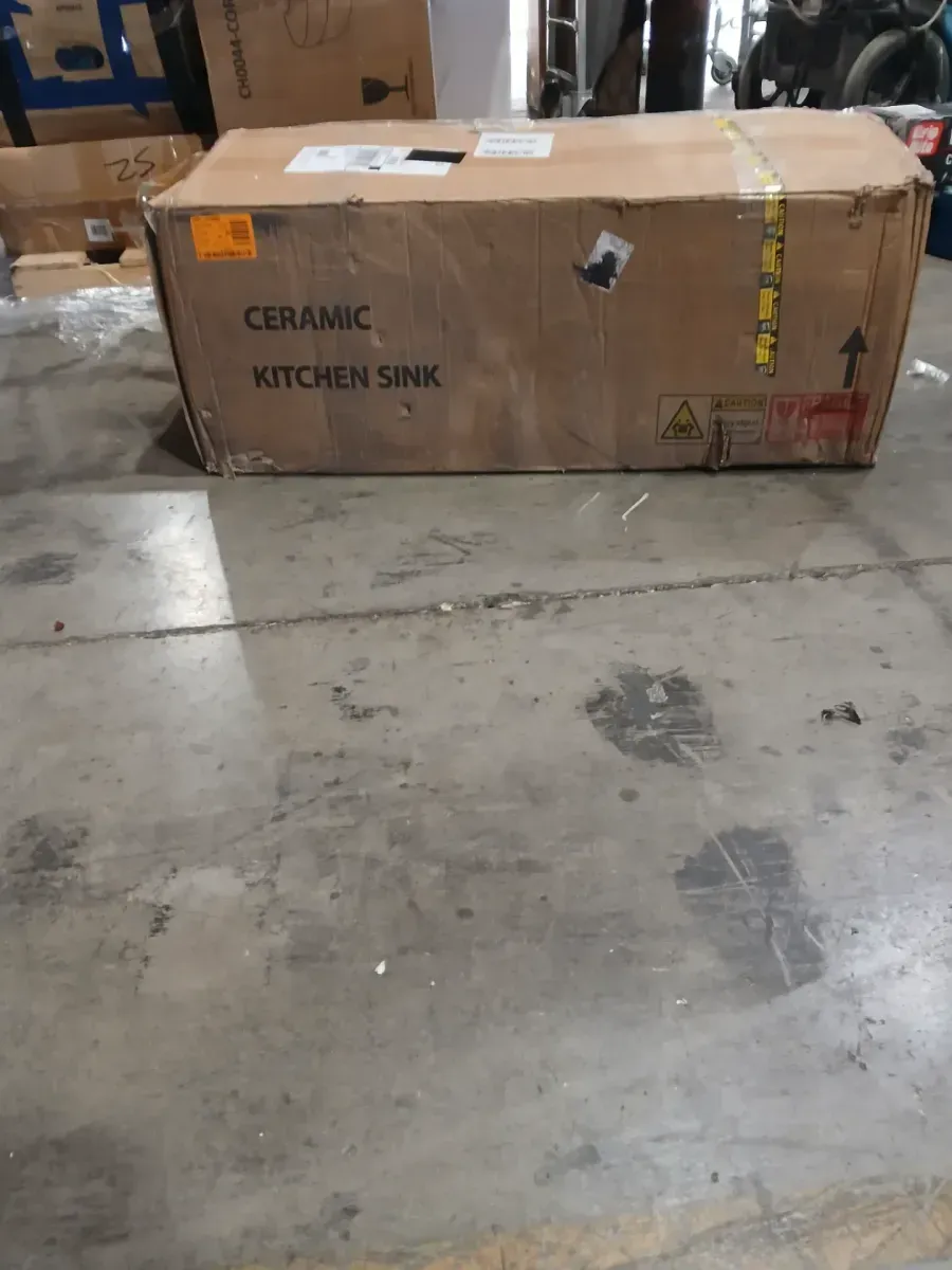 33 in. Farmhouse Apron Front Single Bowl Glossy Ceramic Undermount Workstation Kitchen Sink with Strainer - image 2