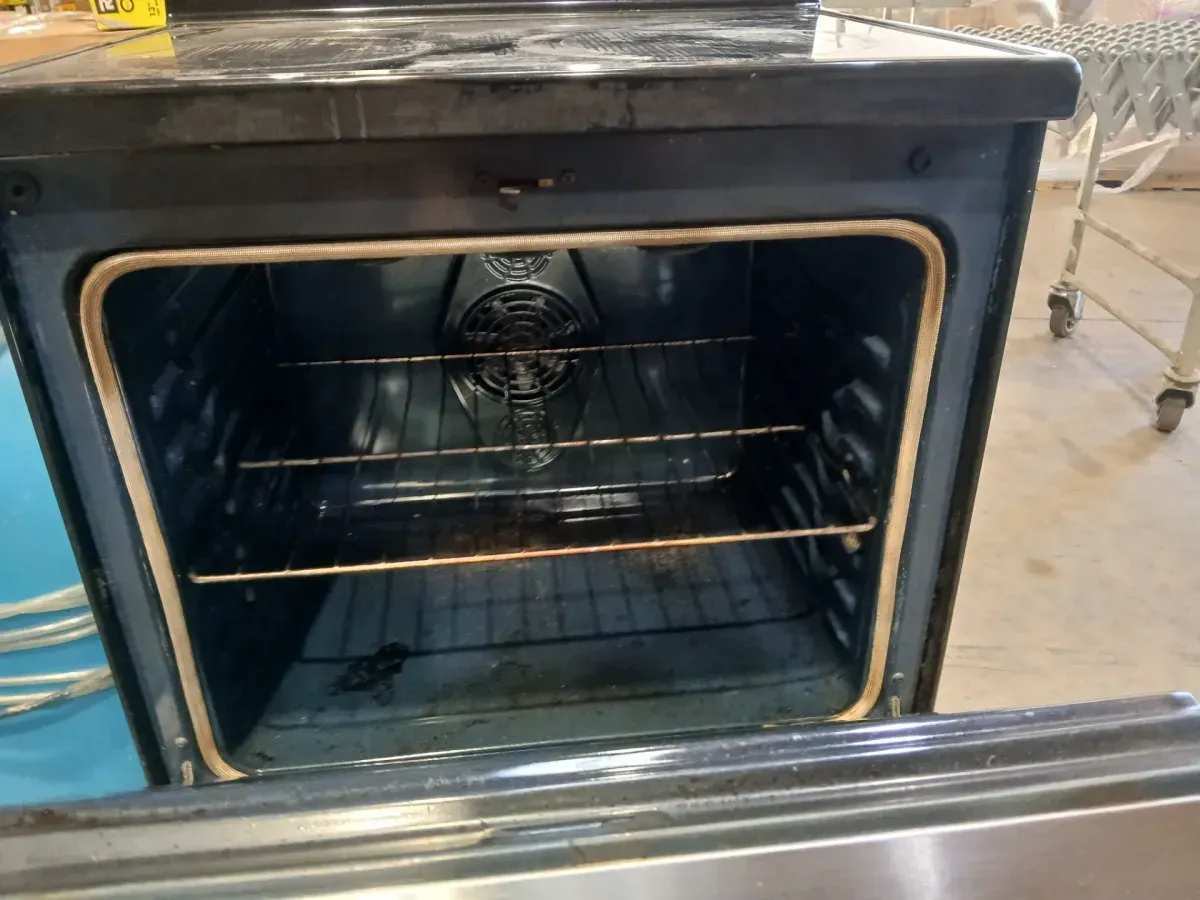 30 in. 5-Burner Element Smart Freestanding ENERGY STAR Certified Electric Range in Stainless Steel with Air Fry - image 3