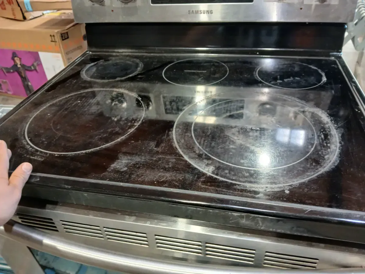 30 in. 5-Burner Element Smart Freestanding ENERGY STAR Certified Electric Range in Stainless Steel with Air Fry - image 9