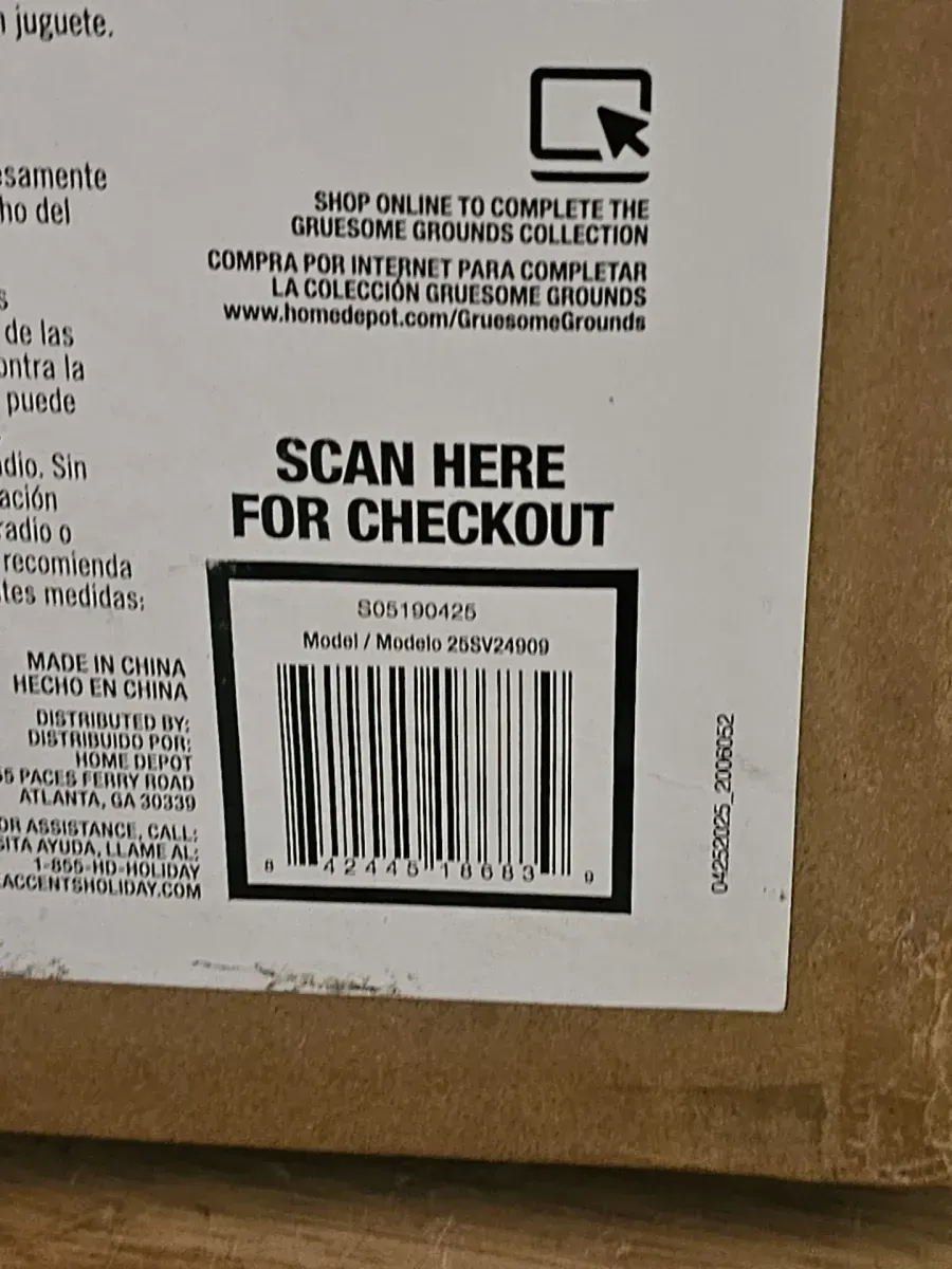 Lucky the Leprechaun Animatronic Decoration - image 8